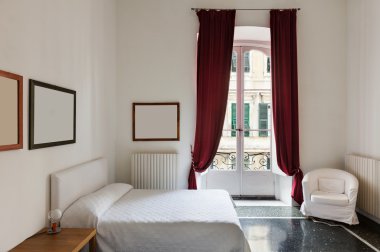 Tarihi bina otel odasında