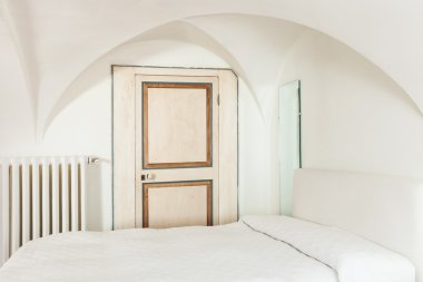 Tarihi bina otel odasında