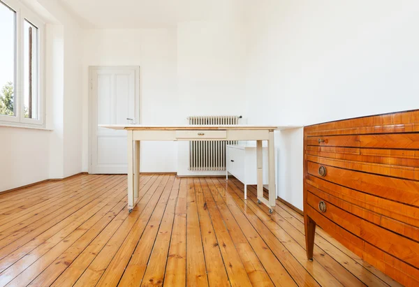 Home interior, table — Stock Photo, Image