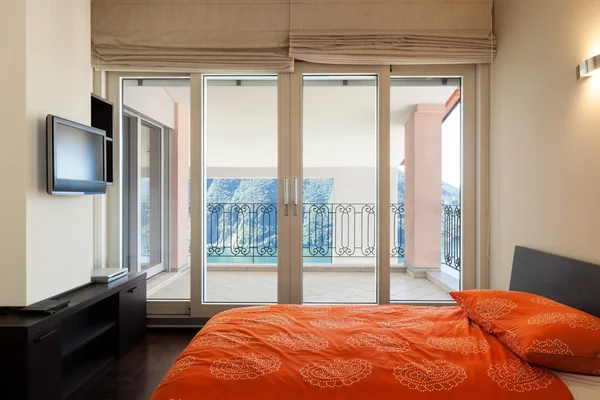 Appartamento, camera con letto singolo — Foto Stock