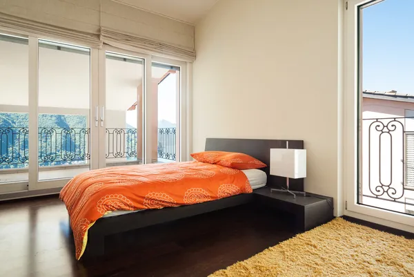 Appartamento, camera da letto — Foto Stock