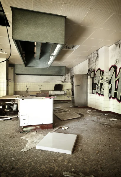 Old kitchen destroyed — Stock Photo, Image