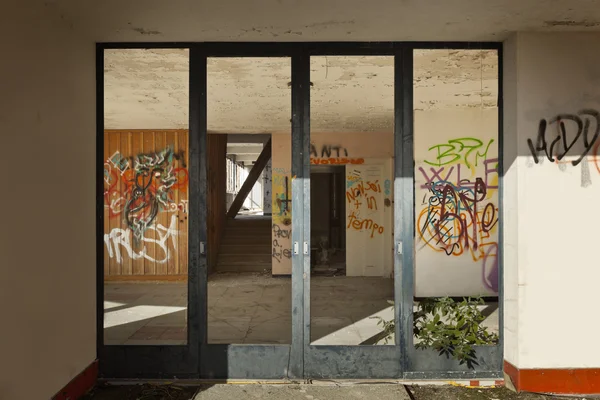 Abandoned building — Stock Image Abandoned building Stock Image
