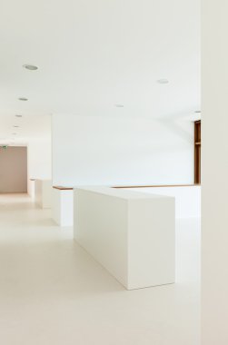 Modern okul, iç