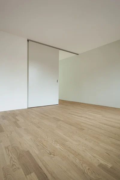 Chambre vide avec porte coulissante — Photo