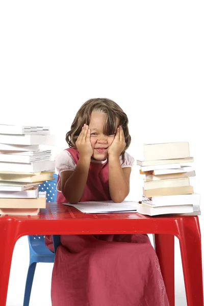 Ragazzina studiando — Foto Stock