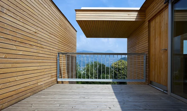 Maison écologique, terrasse — Photo