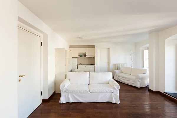 Apartamento pequeño, habitación — Foto de Stock