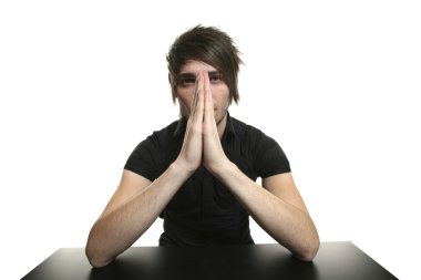 çocuk düşünüyor