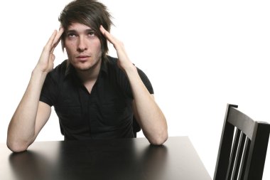 çocuk düşünüyor