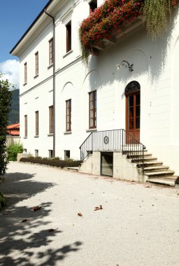 güzel vintage beyaz ev