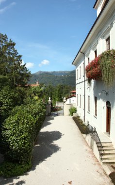 güzel vintage beyaz ev