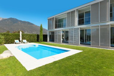 Modern villa havuzlu