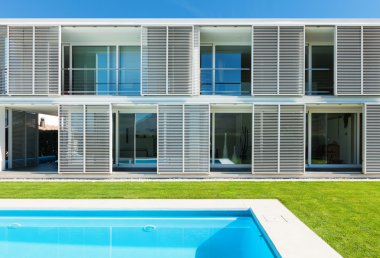 Modern villa havuzlu