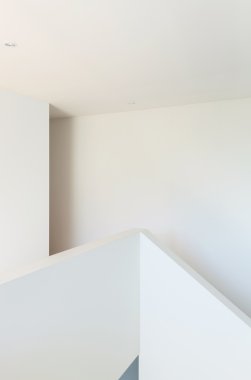 beyaz duvar, ayrıntı