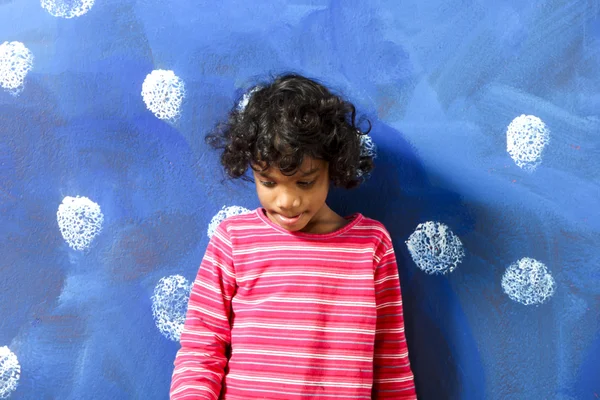 Küçük Hintli kız portresi — Stok fotoğraf