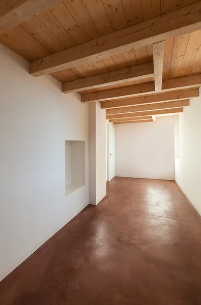 Confortável loft vazio — Fotografia de Stock