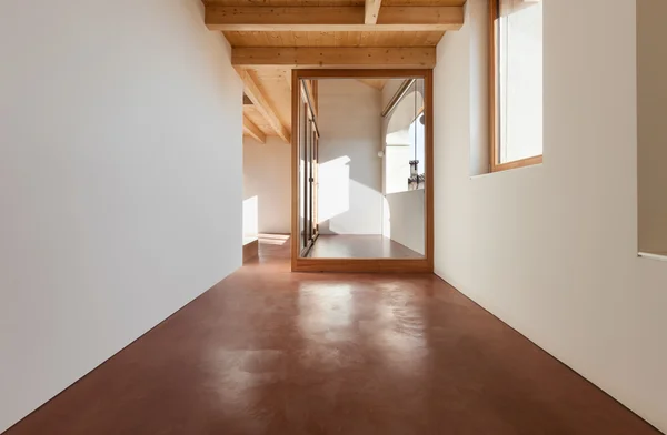 Comfortable empty loft — Stock Photo, Image