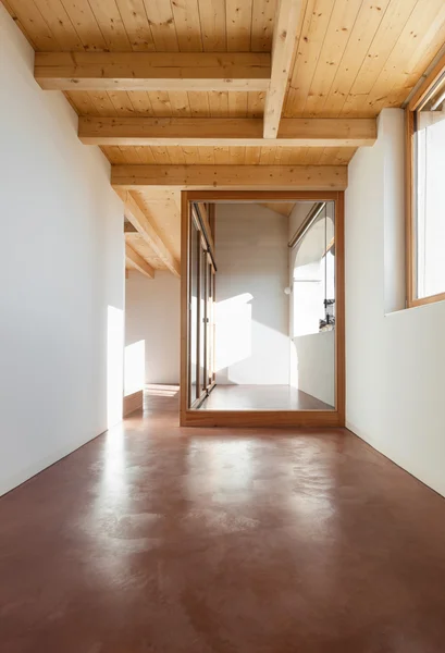 Comfortable empty loft — Stock Photo, Image