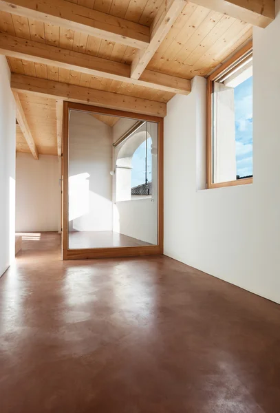 Comfortable empty loft — Stock Photo, Image