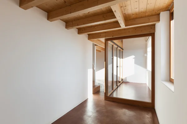 Comfortable empty loft — Stock Photo, Image