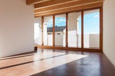 Klasik boş loft, iç