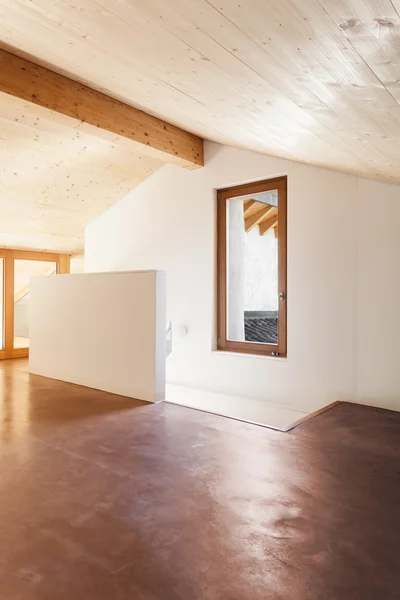 Confortável loft vazio — Fotografia de Stock