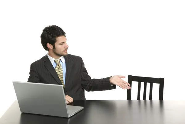 Homem de negócios com laptop — Fotografia de Stock