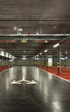 Yeni yer altı otoparkı