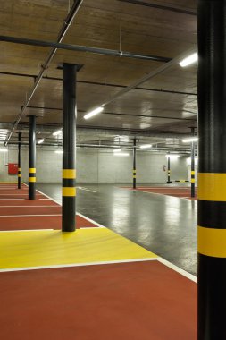 Yeni yer altı otoparkı