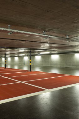 Yeni yer altı otoparkı