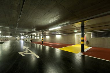 Yeni yer altı otoparkı