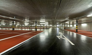 Yeni yer altı otoparkı