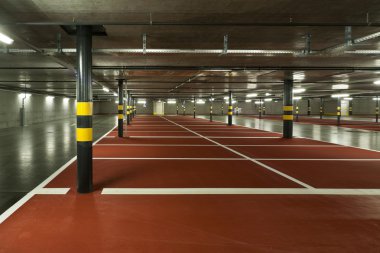 Yeni yer altı otoparkı