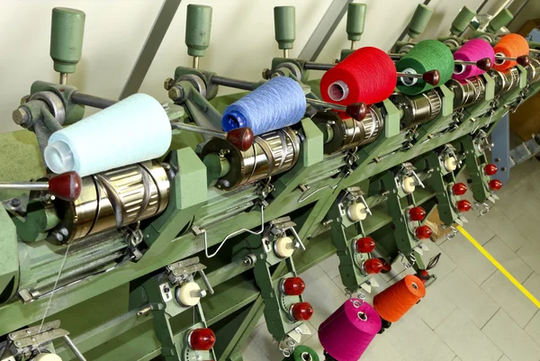 Промышленная текстильная фабрика — стоковое фото