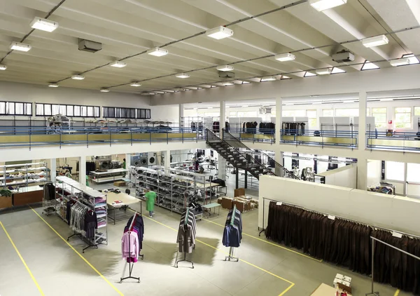 Interieur kleding fabriek — Stockfoto