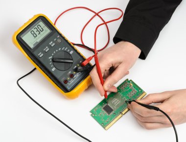 elektronik test