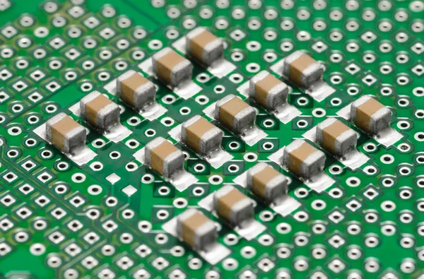 kondansatör çizgili. SMD türü