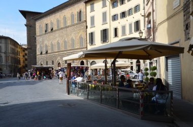 İtalya'da eski bina cephe