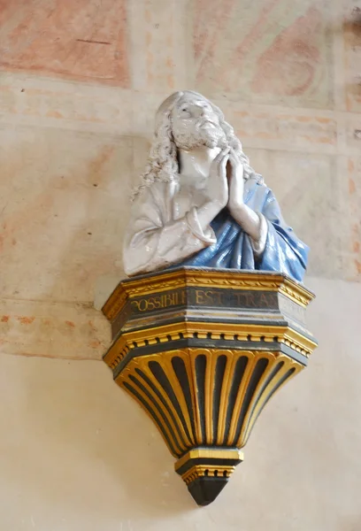 Скульптура Иисуса в базилике Санта-Кроче — стоковое фото