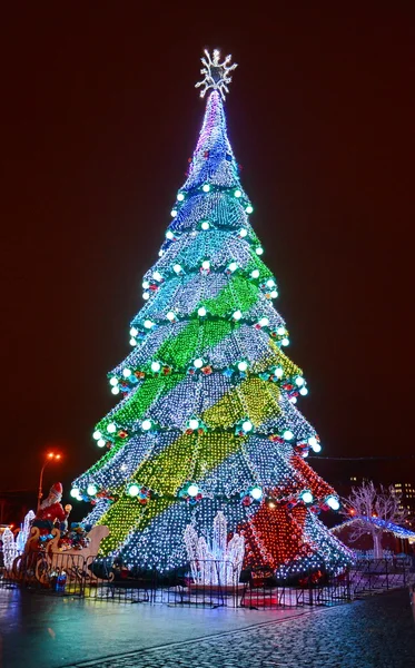 Madalyalı Noel ağacı