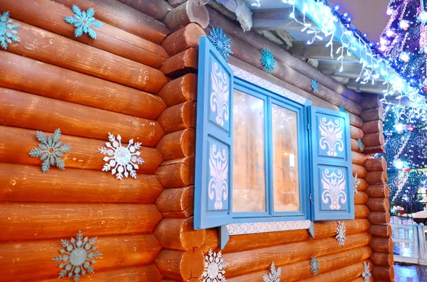 Kar taneleri ile Noel pencere Stok Fotoğraf