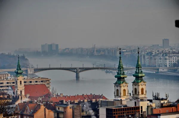 Blick auf Budapest, Ungarn von der Budaer Burg — Stockfoto