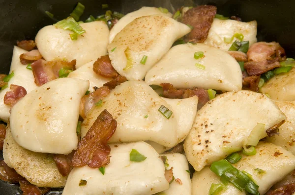 Potatis, bacon & grön lök — Stockfoto