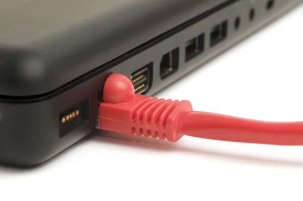 Ethernet-verbinding met laptop — Stockfoto