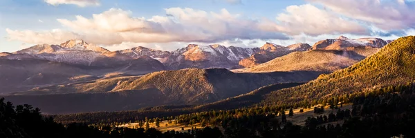 Clounds over Long's Peak — Stock Photo, Image