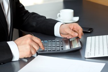 Hesap makinesinde işadamı söyledi