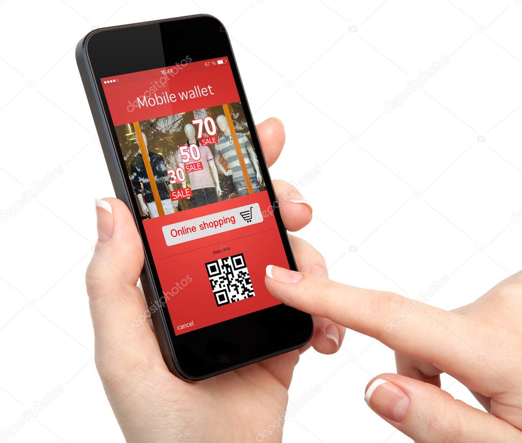 Woman hand holding the phone with onlain shopping on the screen