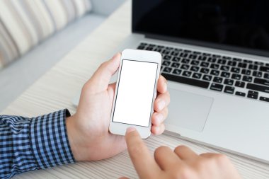 bir cep telefonu ile izole perde holding adam