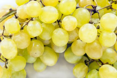 Sarı üzüm